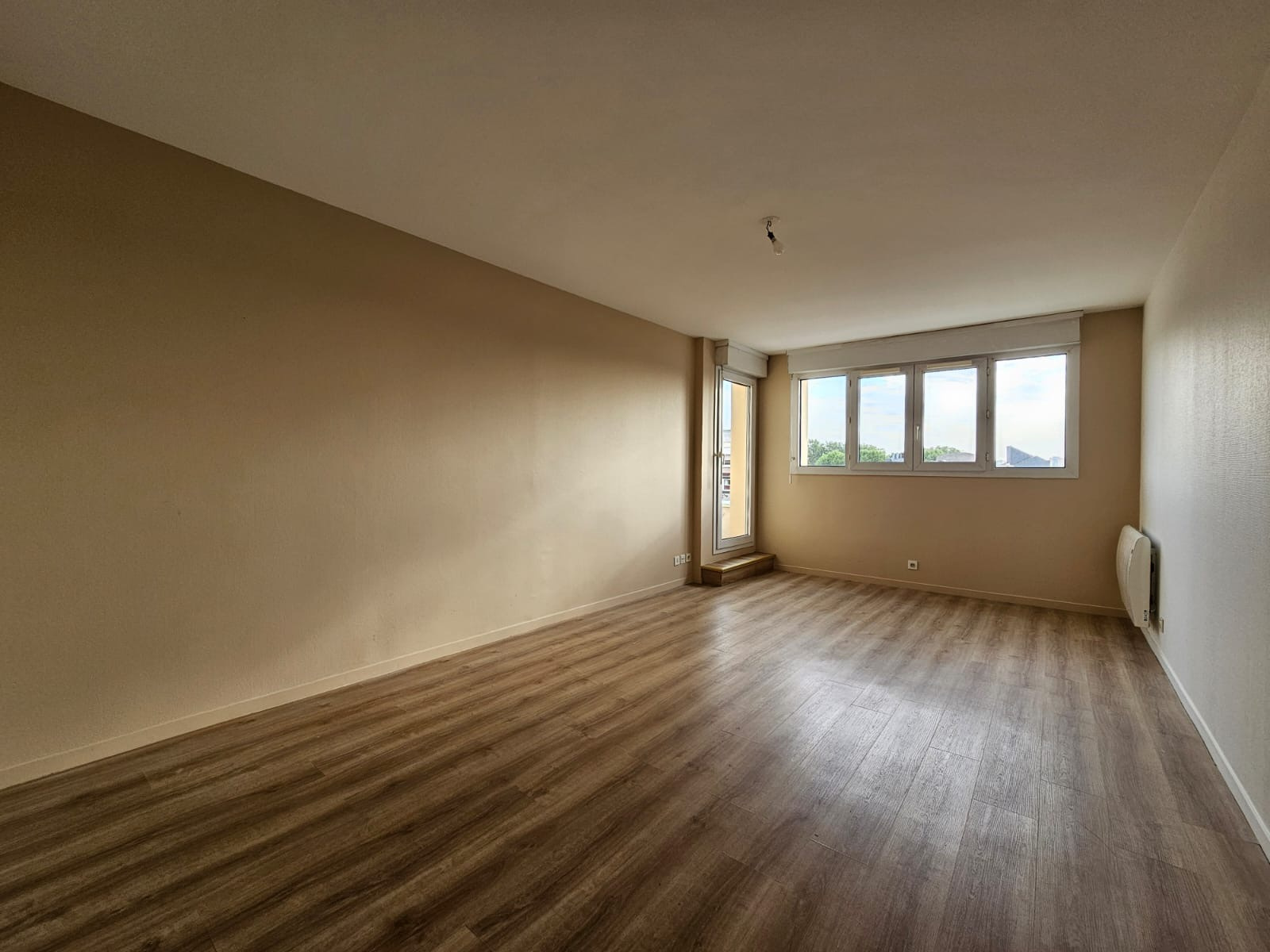 Apartment 2 pièces · 64.00 m² à Bourges
