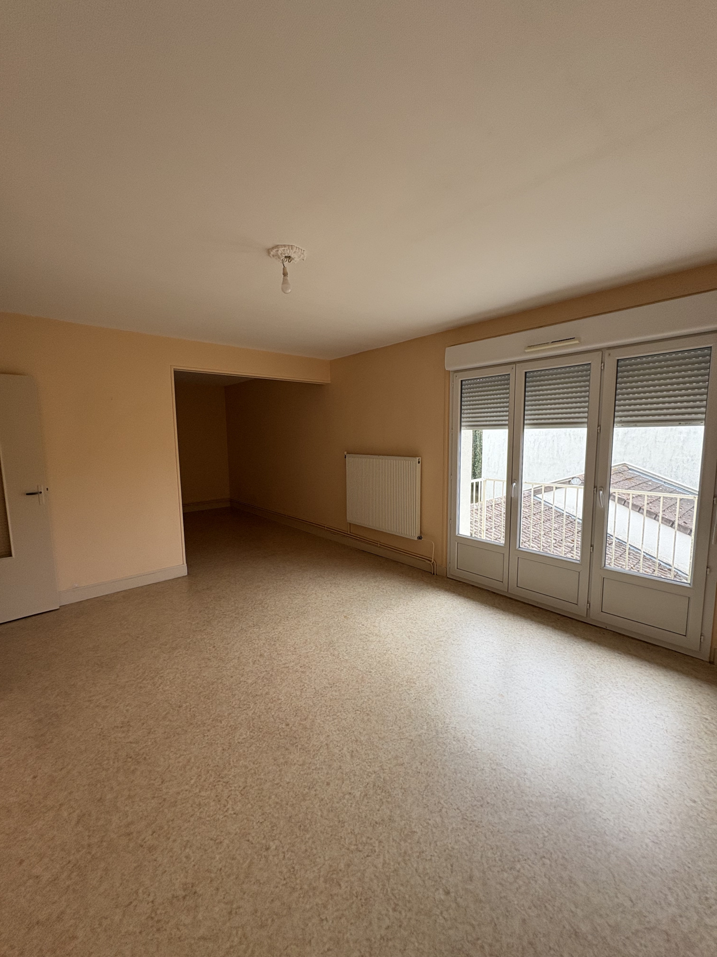 Apartment 2 pièces · 64.00 m² à Vierzon